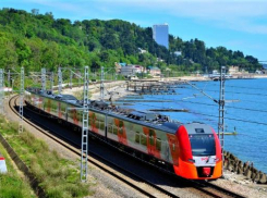 Дополнительные поезда доставят туристов в Геленджик и другие города Юга России