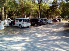Парковочные пространства расширили в Кабардинке