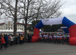 Торжественное открытие международной велогонки состоялось в Геленджике 