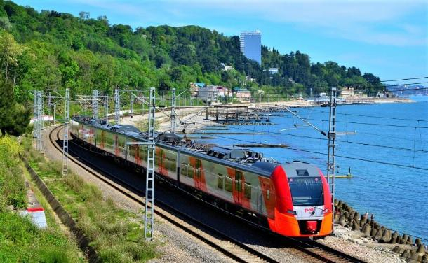 Дополнительные поезда доставят туристов в Геленджик и другие города Юга России