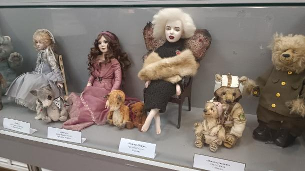 О создании кукол и о международной выставке в Геленджике рассказала художница из Эстонии