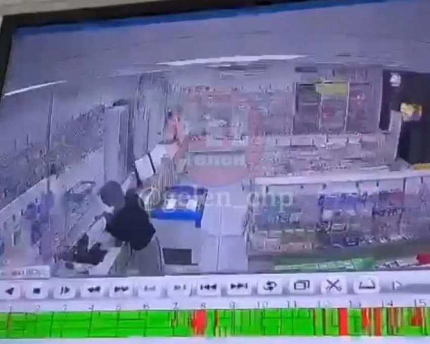 В Геленджике произошло вооруженное ограбление аптеки