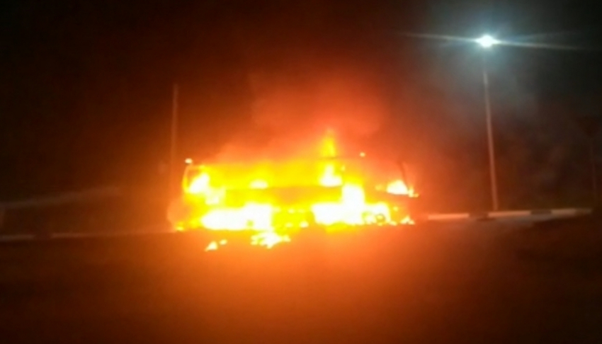 Рейсовый автобус сгорел дотла в Геленджике