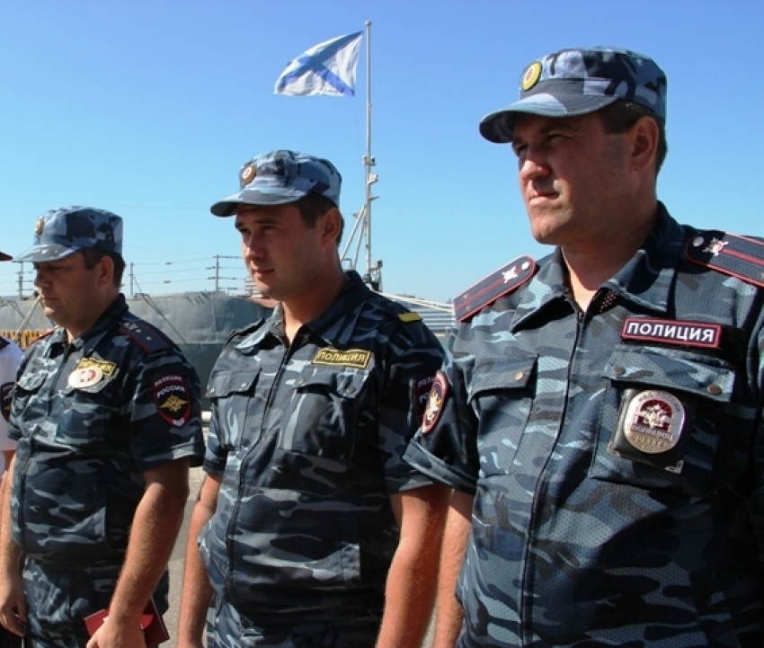 Жителям Геленджика предлагают служить в НЛО МВД России
