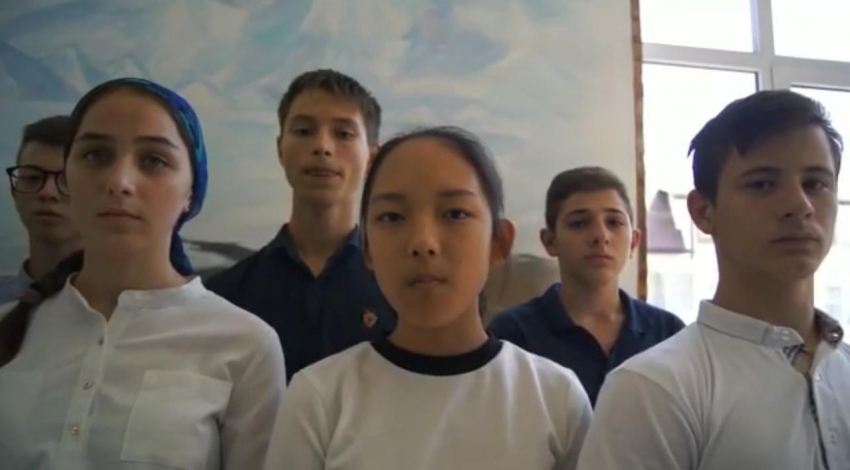 Дети просят Рамзана Кадырова помочь сохранить уникальную школу Щетинина в Геленджике